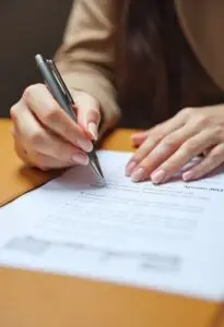 المقابلات في السفارات